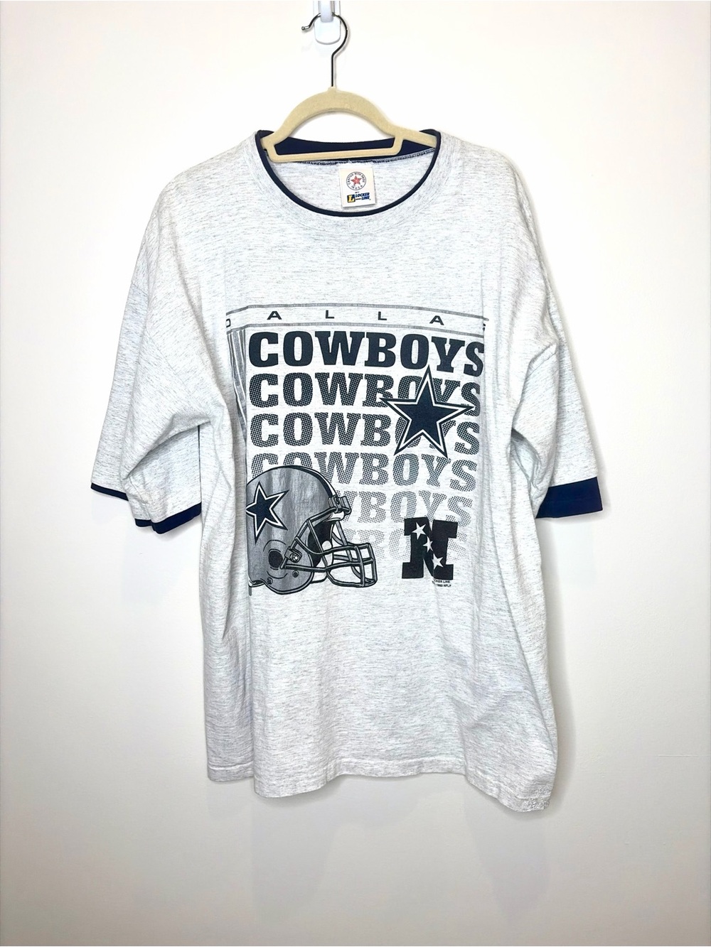 1992 Vintage Locker Line Dallas Cowboys Gray Graphic Tee with Navy Trim (D)